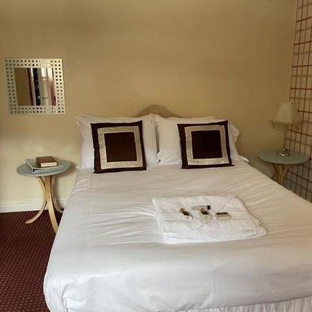 Hotel Bertie Pontypridd Trehafod Zewnętrze zdjęcie